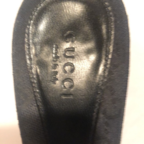 Gorgeous nearly new Gucci slides size 37 1/2 C - Picture 8 of 9